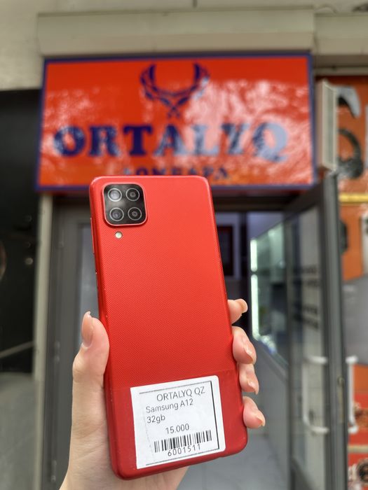 Samsung A12 Память: 32gb