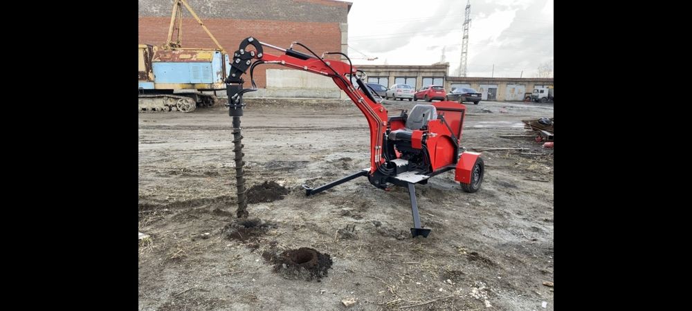 Продам мини экскаватор ямобур