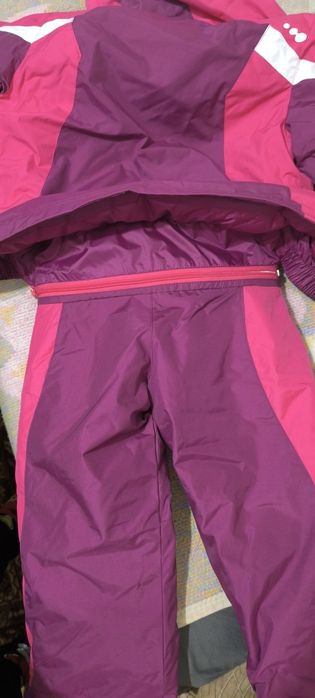 Детски ски екип в розово