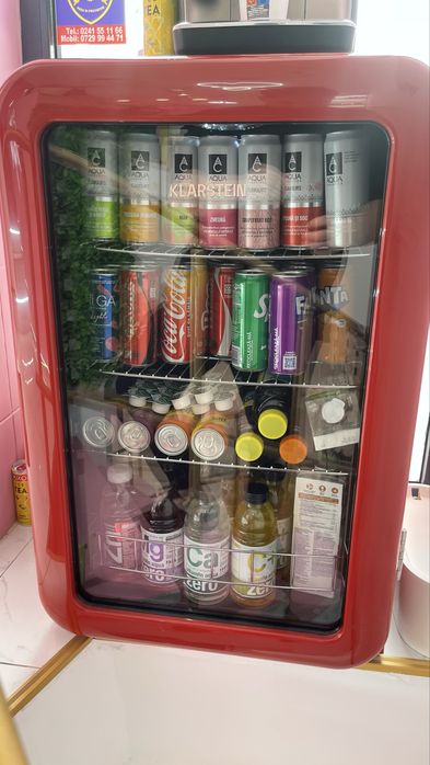 Frigider pentru bauturi klarstein rosu
