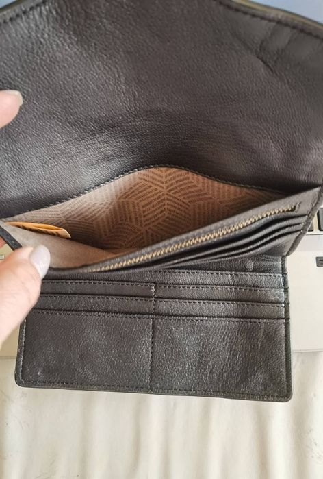 Портмонета естествен материал