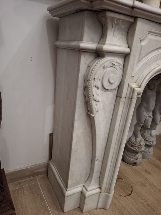 Șemineu ornamental marmură albă de Carrara