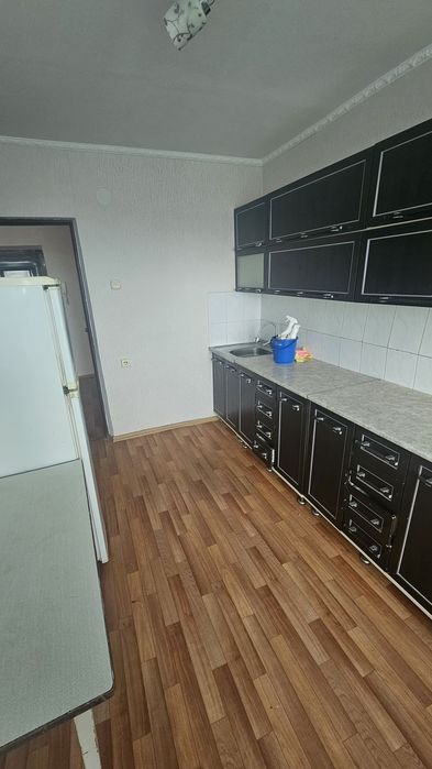 Продаётся 1 комн в 4 мкрне