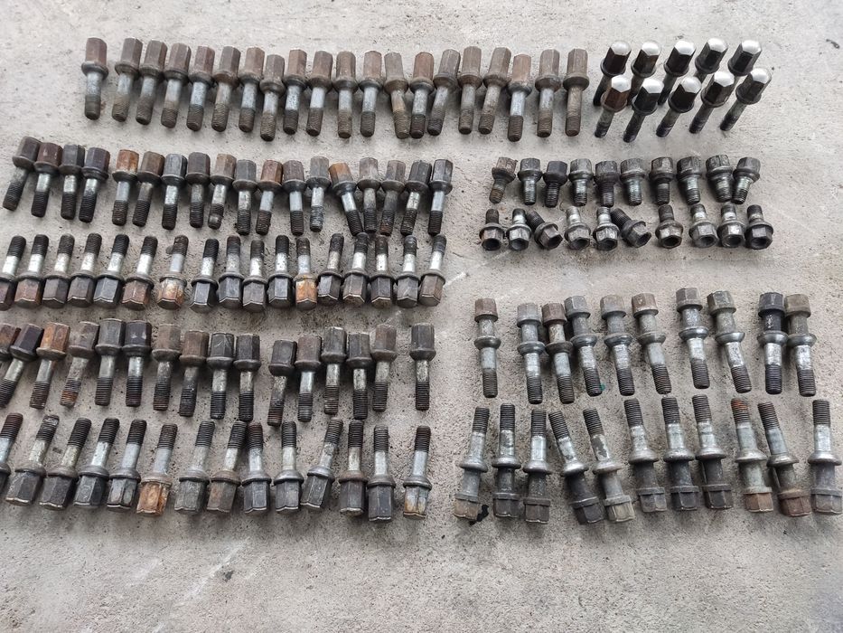 Болты колёсные, Мерседес 124,210,140,201,190,202