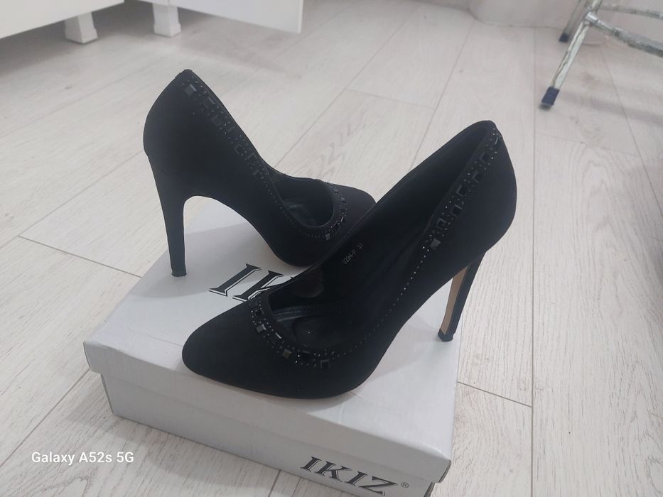 Pantofi de ocazie