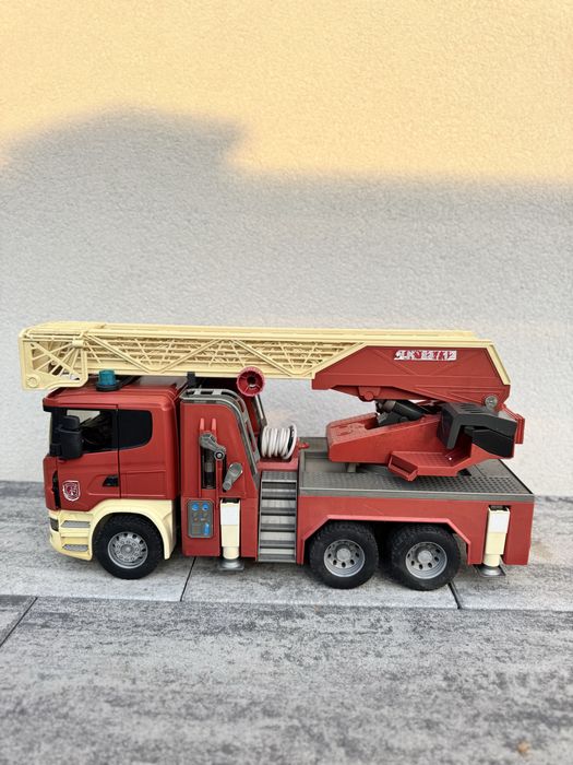 Jucarie Camion Scania de pompieri