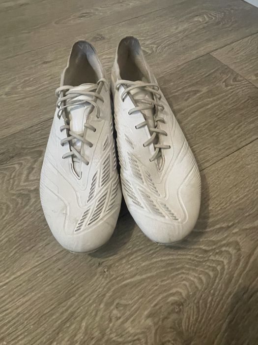 Ghete de fotbal adidas