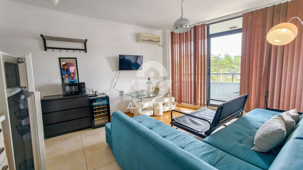 Продава се Двустаен апартамент в к.к. Слънчев бряг - 63 кв.м за 866 €/кв.м - Снимка #1