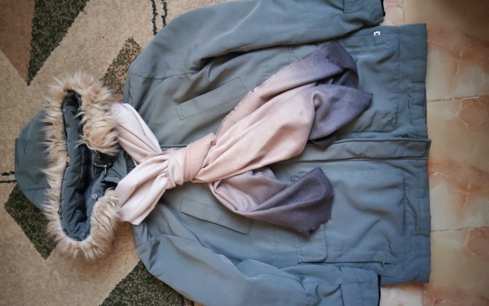 Куртка женская размер М