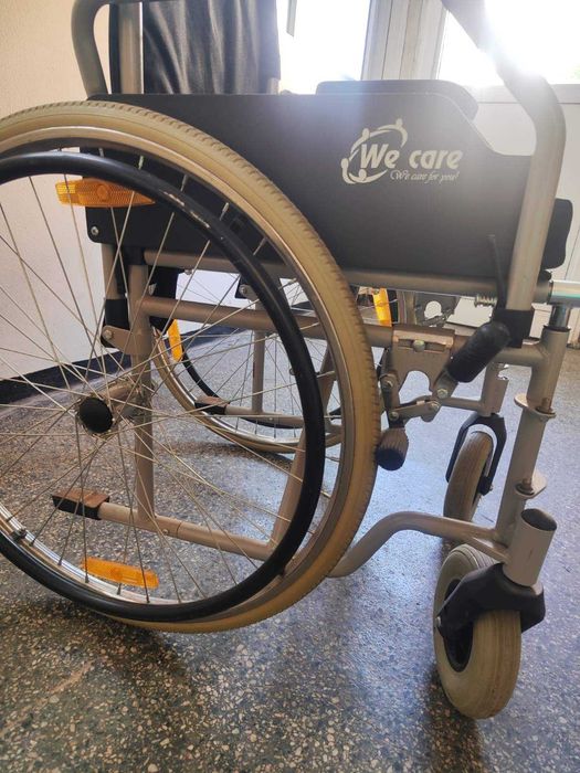 Инвалидна количка We Care