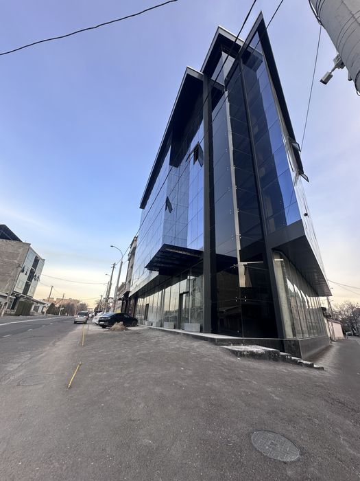 Сдаётся в аренду Яккасарай 5 этажная новое здание, Мукими, Ракат АК90