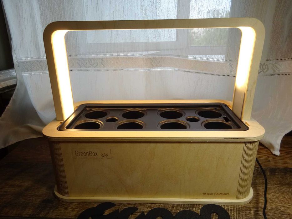 Jardinieră de interior inteligentă BerlinGreen GreenBox