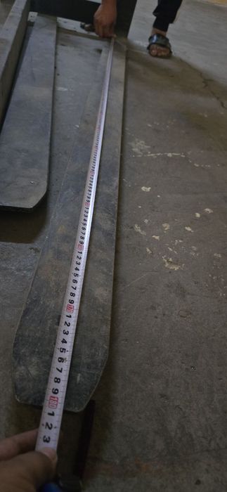 Karani lapasi 1.8m uzunligi 2tonnalik sotiladi