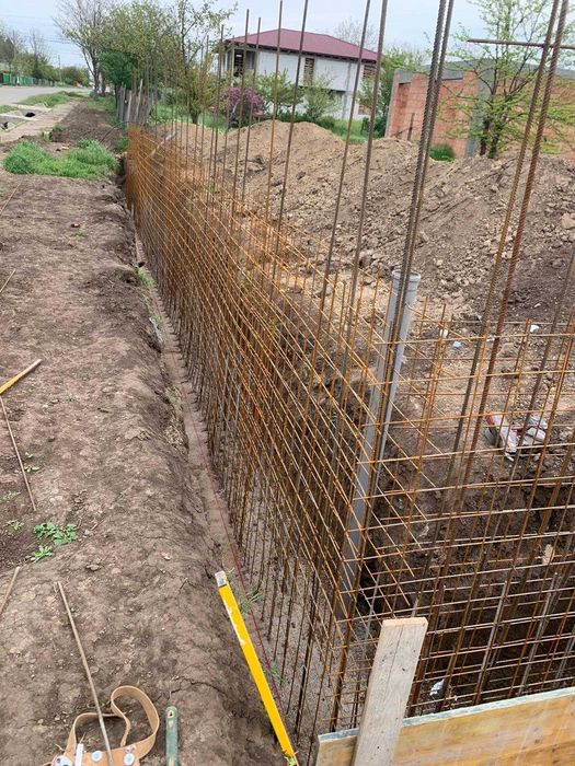 Teren intra 1464 mp Frumusița + autorizatie + fundatie + proiect inlus