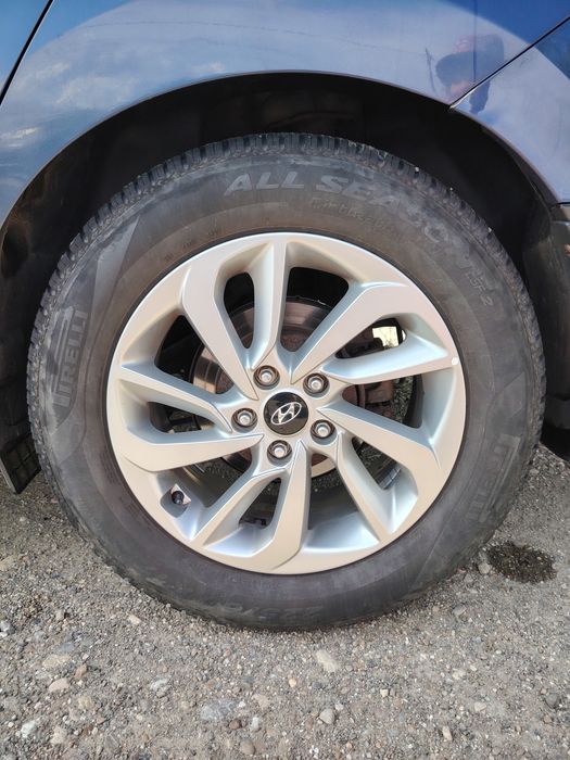 HYUNDAI ix35 2011 — imagine 2