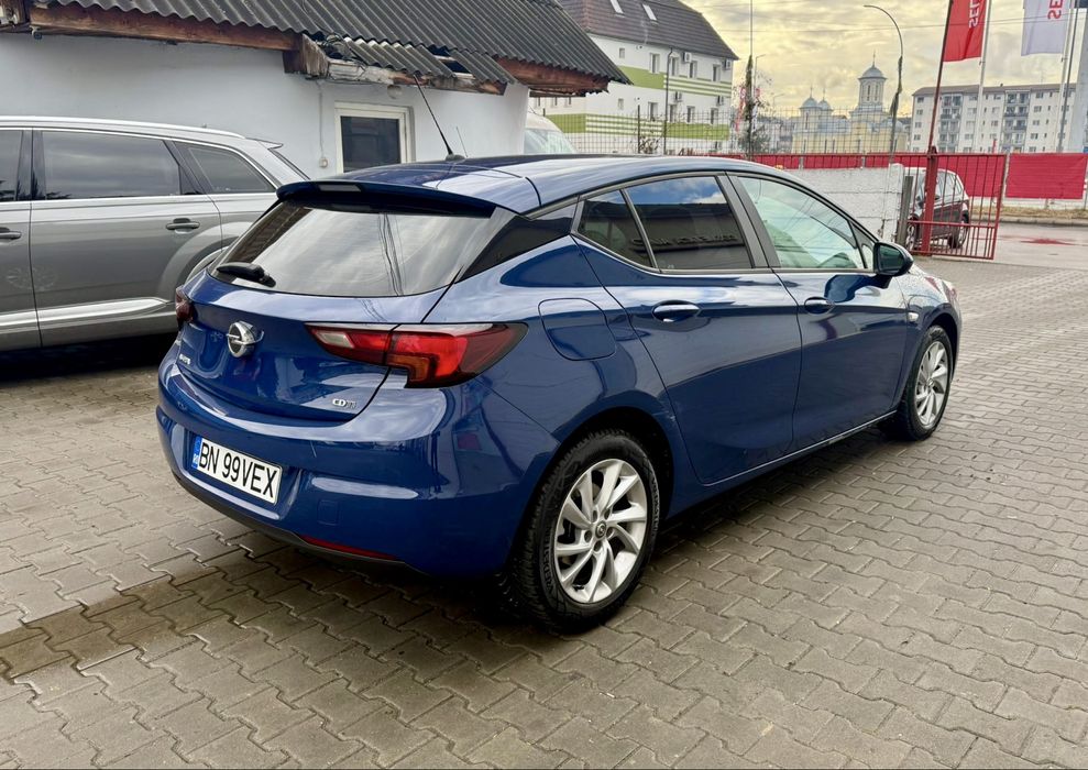 Opel Astra  k 2018