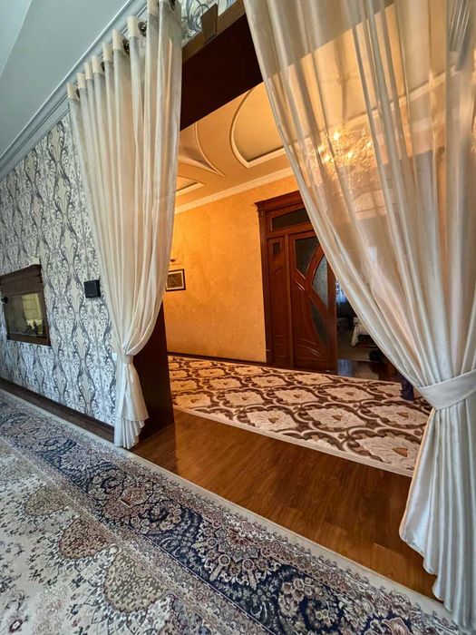 Охунбобоев Евро ремонт хонадон сотилади