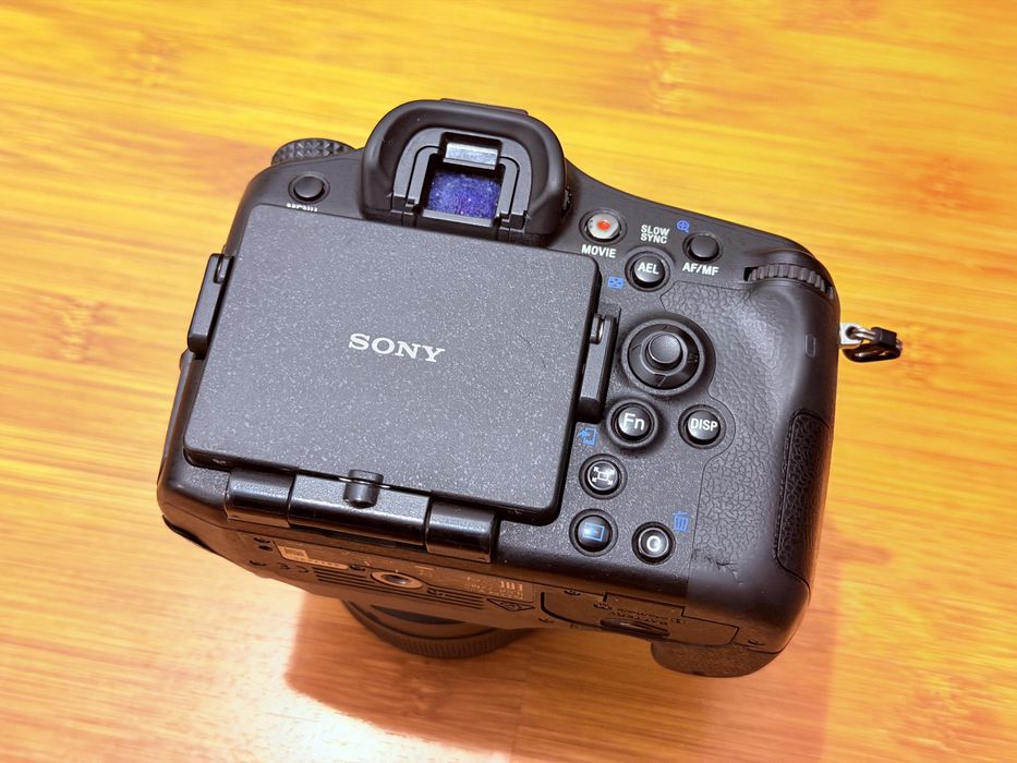 Sony A77 Mark II , stare excelenta, kit cu 2 obiective