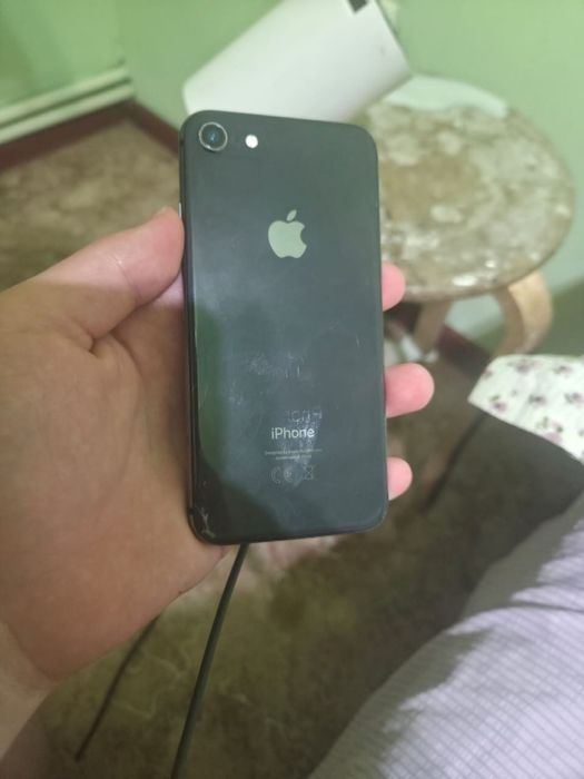 Айфон 8  128 гб