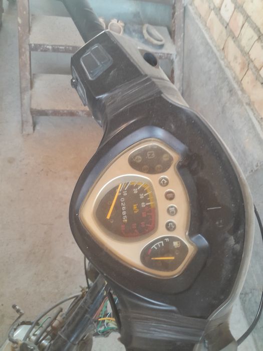 Moped zip star yaponskiy