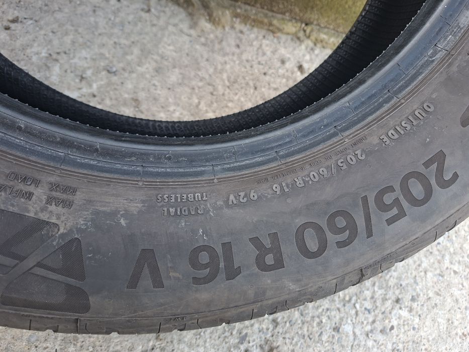 Set 4 anvelope 205 60 16 continental