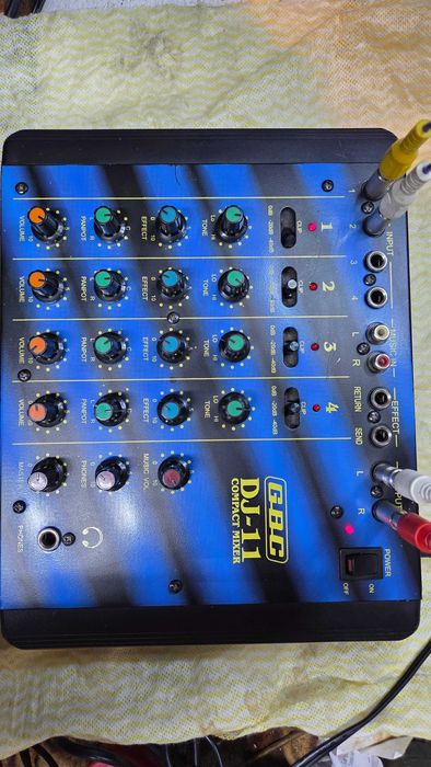 GBC DJ-11 Compact Mixer Audio Passiv