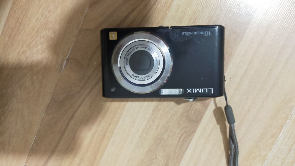 продам хороший фотоаппарат