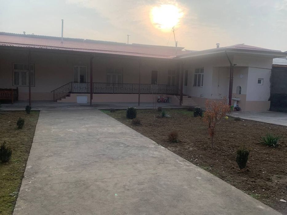 Nazarbekda uchastka sotiladi