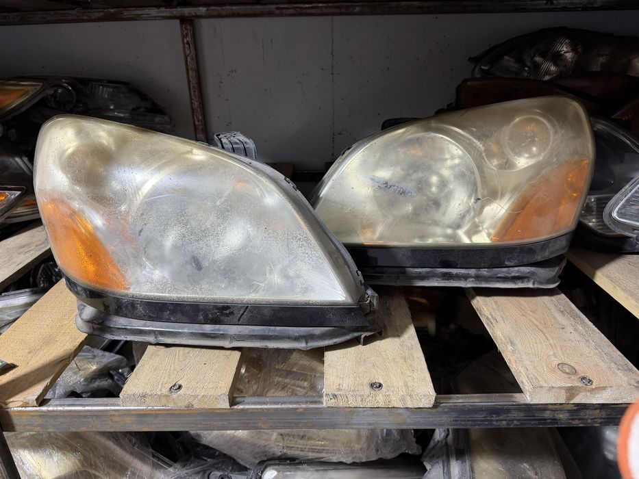 Фара передняя Honda Pilot 2002