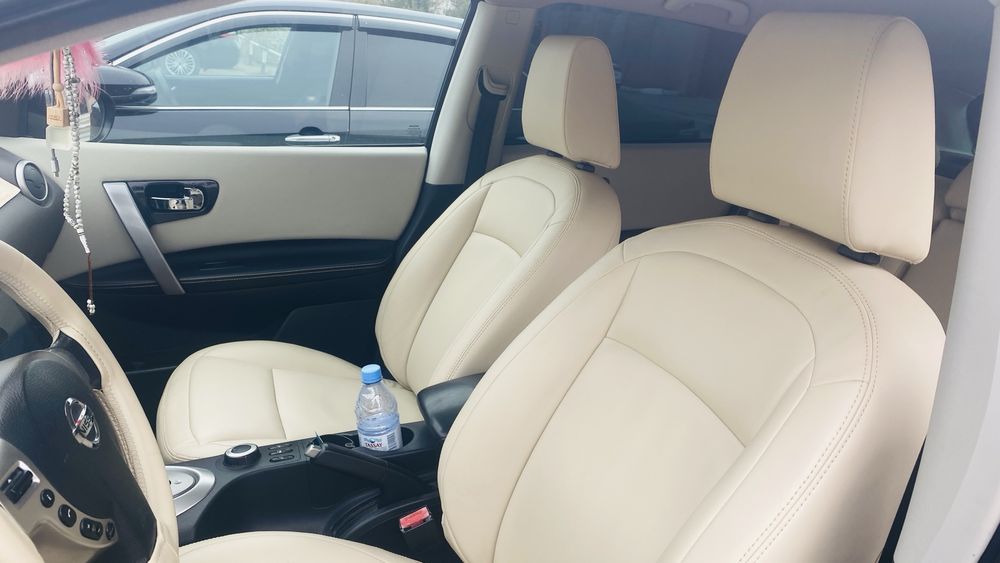 Машина Nissan Qashqai