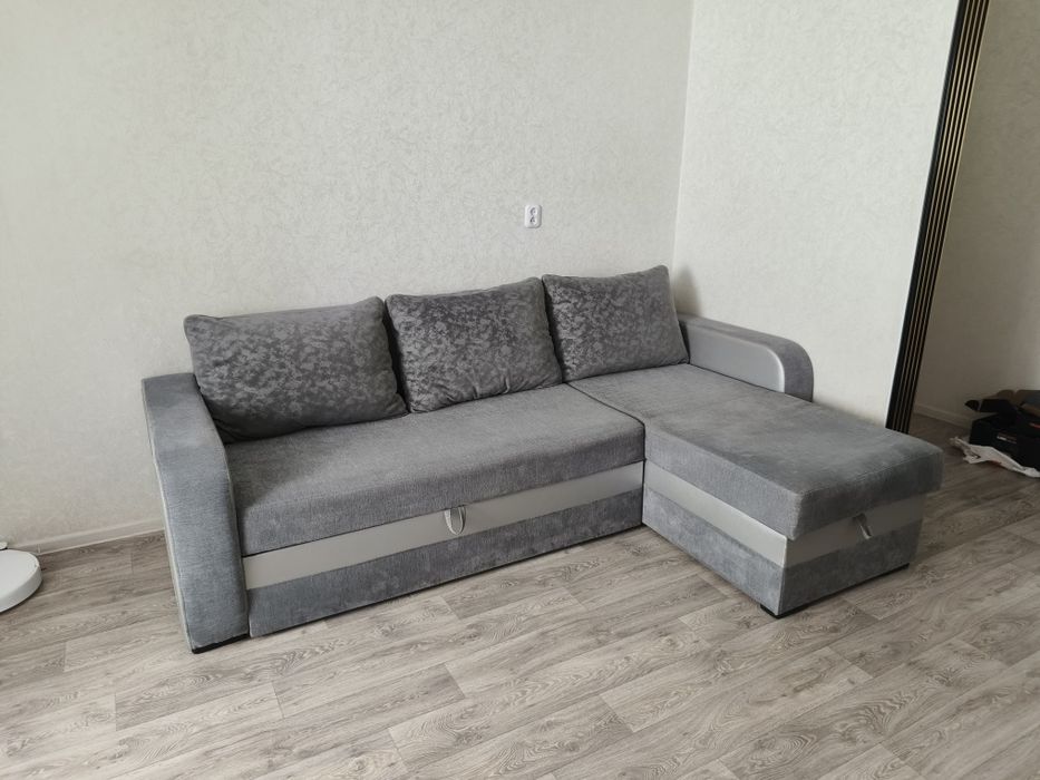 Угловой раскладной диван