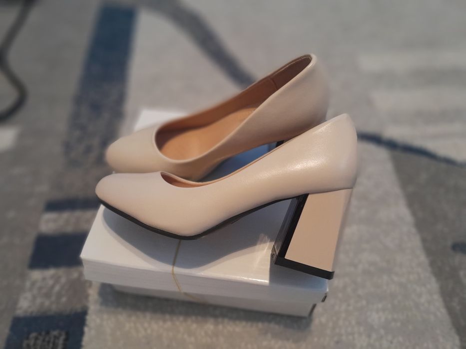 Продам туфли,  новые.