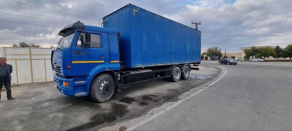 Грузовой автомобиль KAMAZ 65117