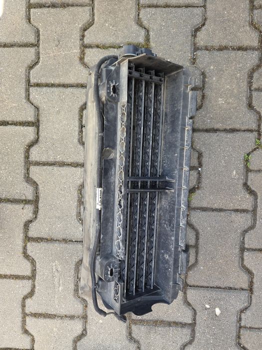 Grila activa Dacia Duster 2