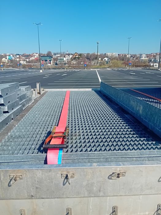 Trepte zincate 1x30 lățime  facem și pe comanda