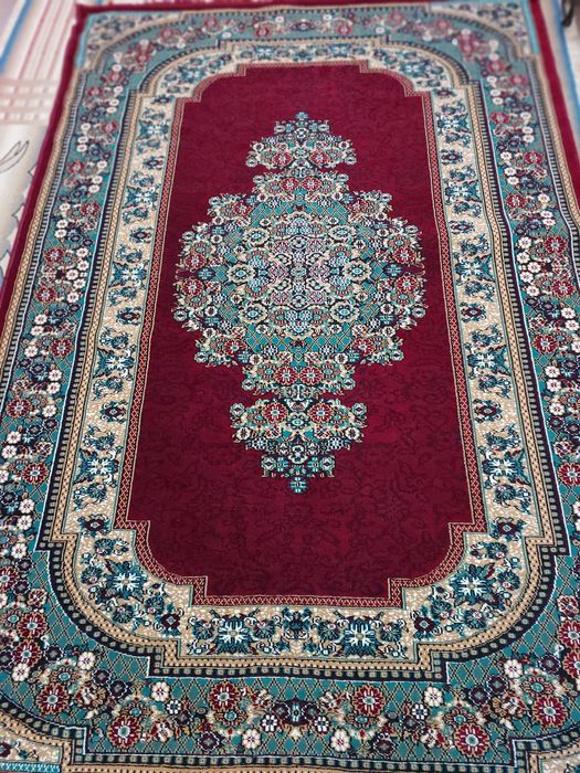 Продаю ковёр Maddona!