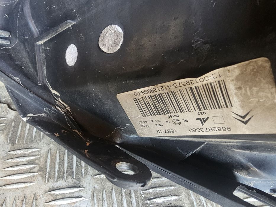 Far faruri stânga dreapta  Citroen C3 2004Hatchback 1.4 hdi