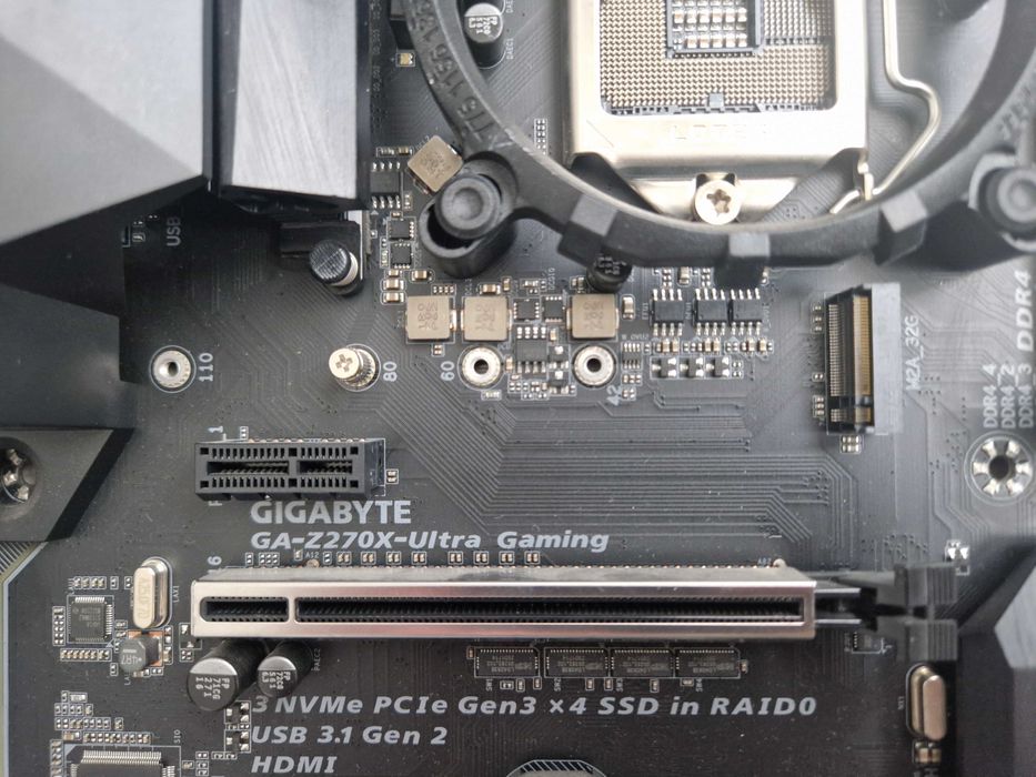 Placă de bază Gigabyte GA‑Z270X Ultra Gaming LGA1151 + Cooler Thermaltake(bonus) – stare excelentă