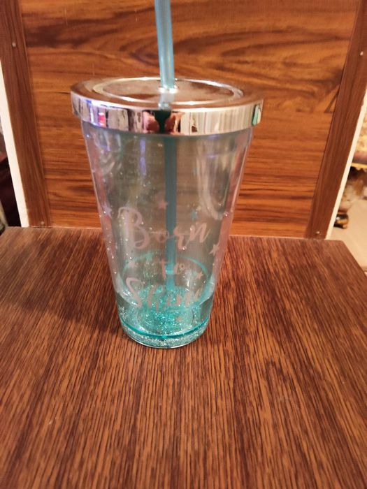 Бутылки   для   воды