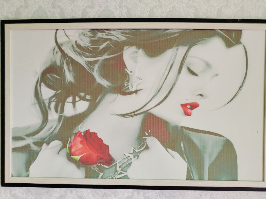 Продам стол камод