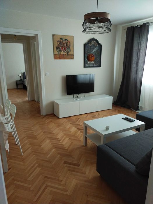Persoana fizica inchiriez apartament 2 camere