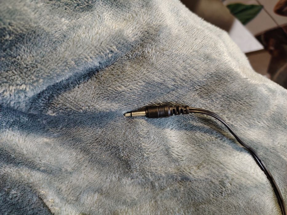 Електрически крачен педал за шевни машини