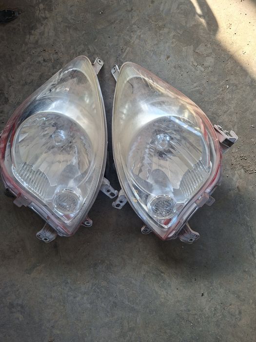 Faruri daihatsu cuore 2007-2014