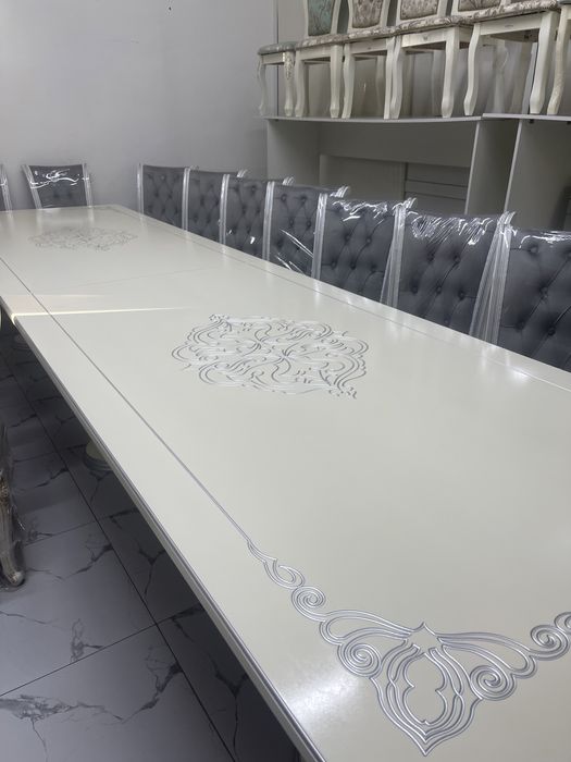 Стол стулья италяндык краскамен