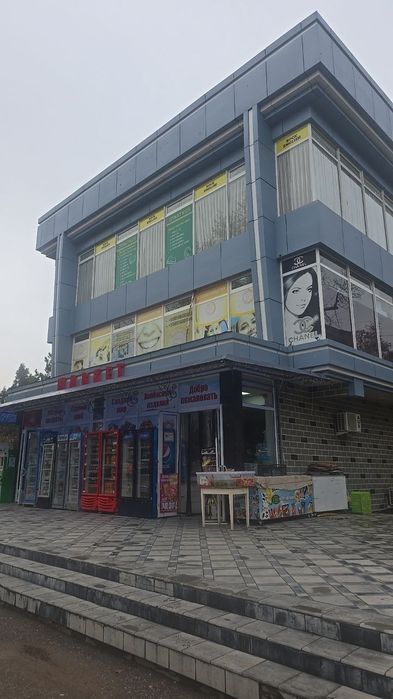 Arzon narxda srochna sotiladi