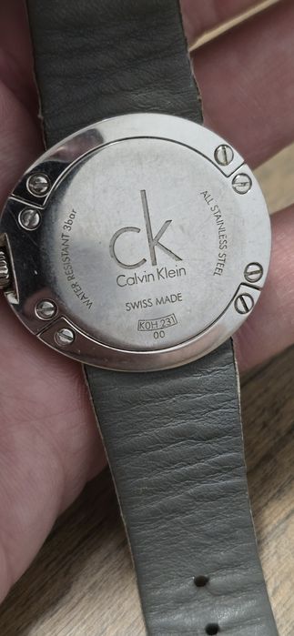 Ceas Swarovski  si CK pentru dama.