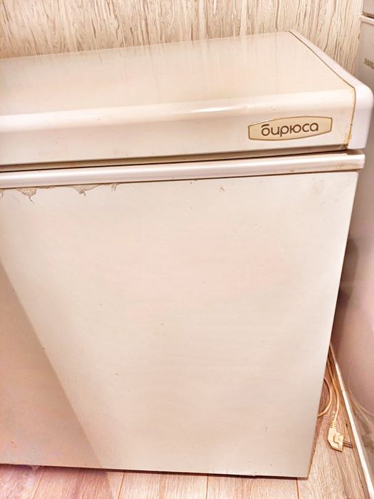 Продам морозильник