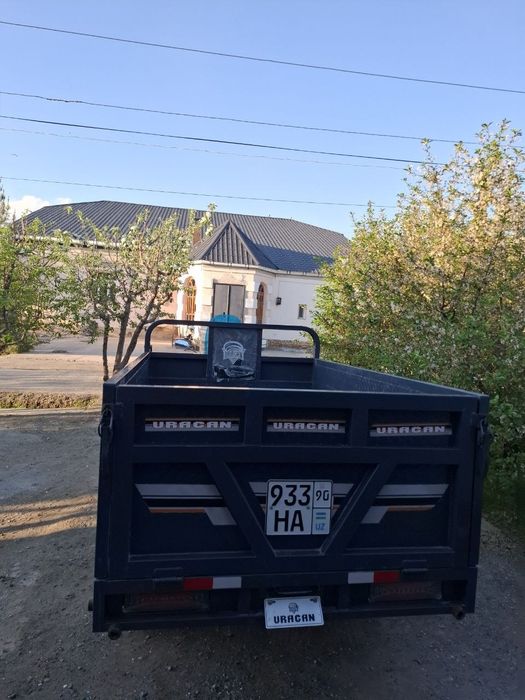 Uragan motosikl sotiladi