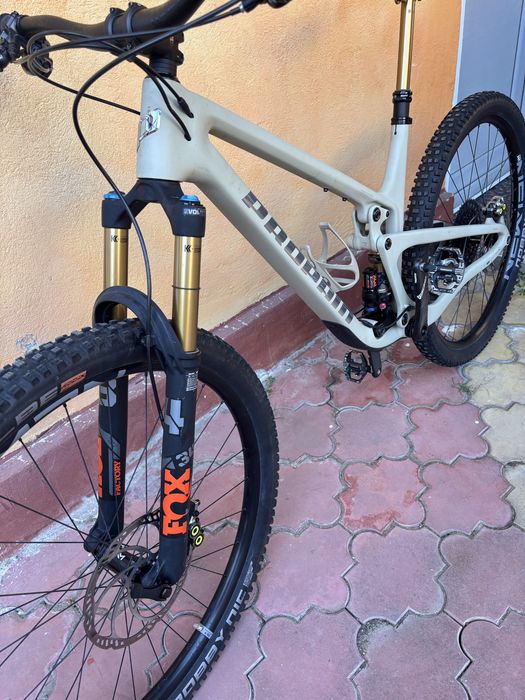 Bicicleta carbon full suspension enduro PROPAIN  Fox Kashima