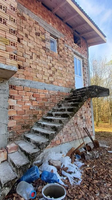 Къща гр. Троян с. Горно Трапе